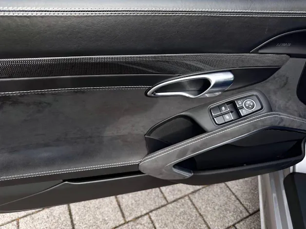 Porsche 718 Cayman GTS