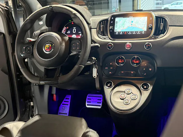 Fiat 595 1.4 16V Turbo Abarth Competizione Dualogic