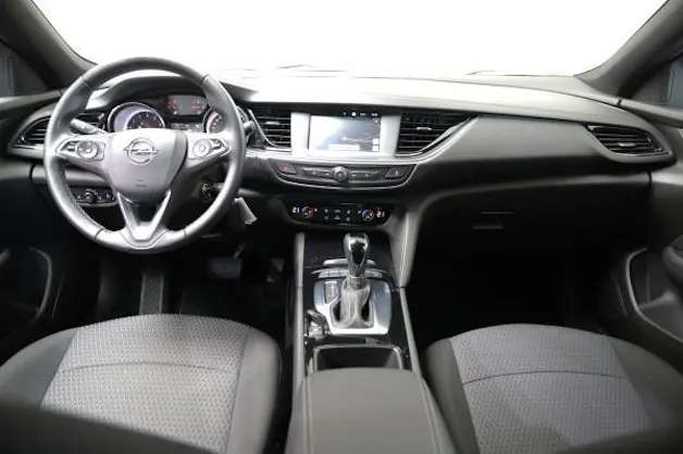Opel Insignia 2.0 T Edition