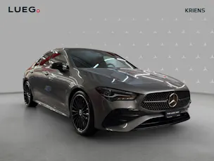 Mercedes-Benz CLA 250 4M - AMG / Panorama-Dach / Rückfahrkamera / Ambiente-Licht