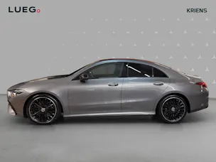 Mercedes-Benz CLA 250 4M - AMG / Panorama-Dach / Rückfahrkamera / Ambiente-Licht