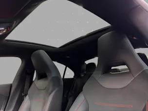 Mercedes-Benz CLA 250 4M - AMG / Panorama-Dach / Rückfahrkamera / Ambiente-Licht