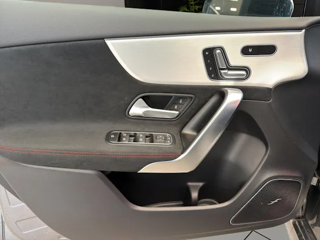 Mercedes-Benz A 220 4Matic 8G-DCT