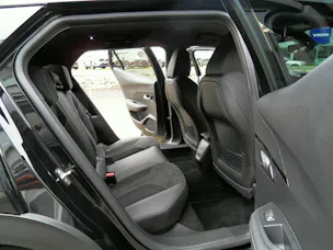Peugeot 2008 1.2 PureTech GT EAT8