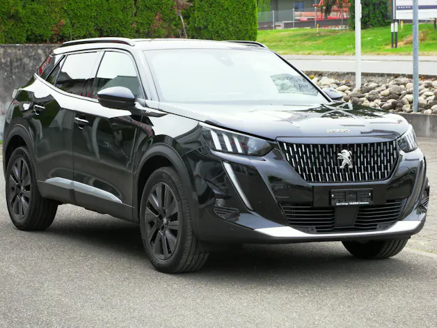 Peugeot 2008 1.2 PureTech GT EAT8