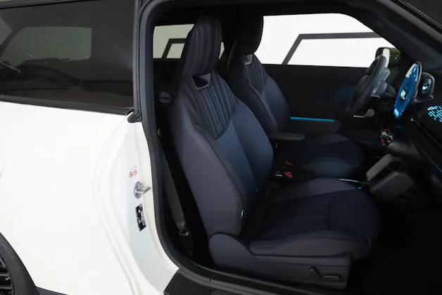 Mini Cooper SE Paul Smith Edition
