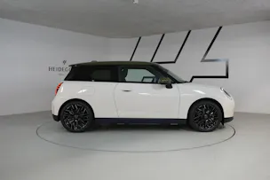 Mini Cooper SE Paul Smith Edition
