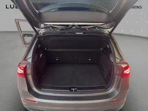 Mercedes-Benz B 200 - AMG / Rückfahrkamera / AHK / Sitzkomfort-Paket