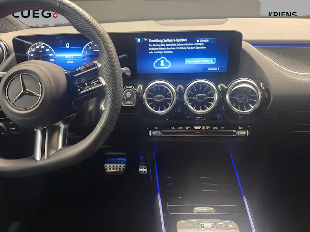 Mercedes-Benz B 200 - AMG / Rückfahrkamera / AHK / Sitzkomfort-Paket