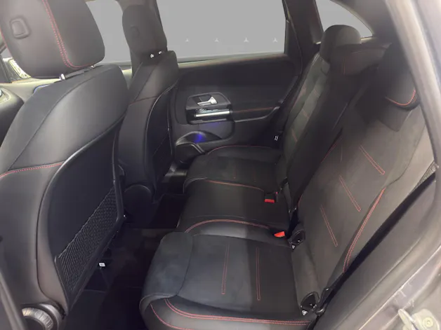 Mercedes-Benz B 200 - AMG / Rückfahrkamera / AHK / Sitzkomfort-Paket