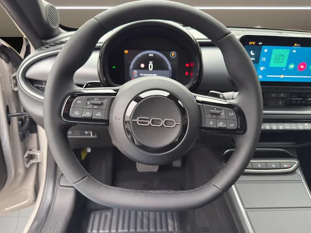 Fiat 600 1.2 Hybrid 145 Sport