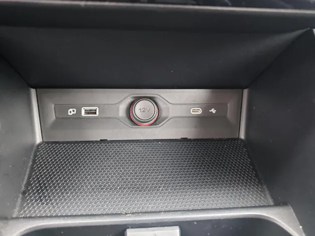 MG 3 1.5 Hybrid Luxury Aut.