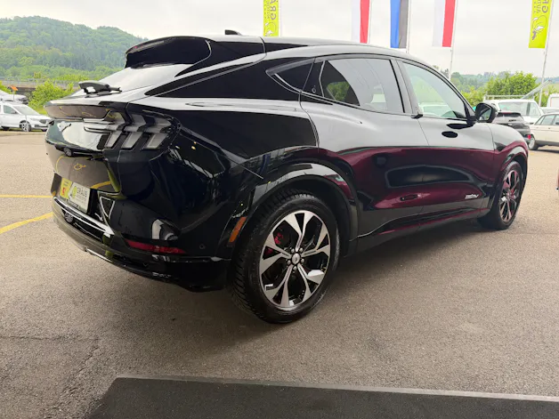 Ford Mustang MACH-E Premium AWD 88 kWh
