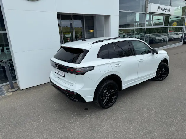 VW Tiguan 2.0 TSI DSG R-Line 4Motion