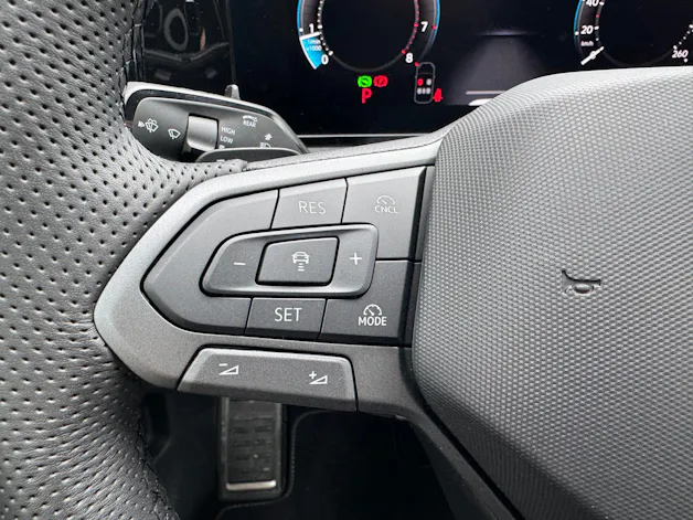 VW Tiguan 2.0 TSI DSG R-Line 4Motion