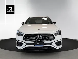 Mercedes-Benz GLA 220 4Matic 8G-DCT