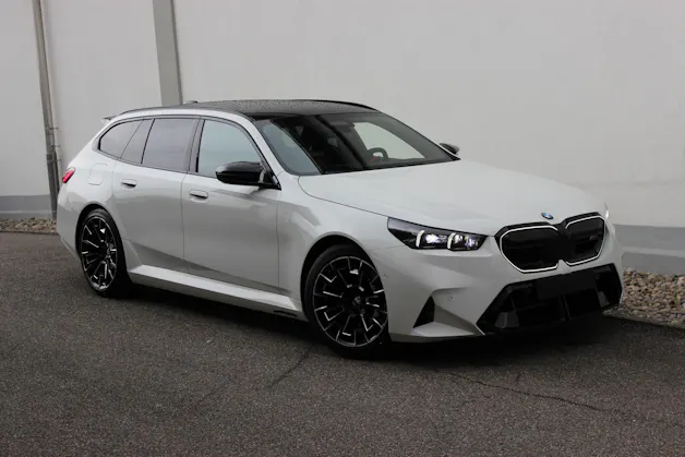 BMW M5 xDrive Touring *1.9%-LEASINGAKTION* 🏖️JUNI-ANGEBOT🏖️