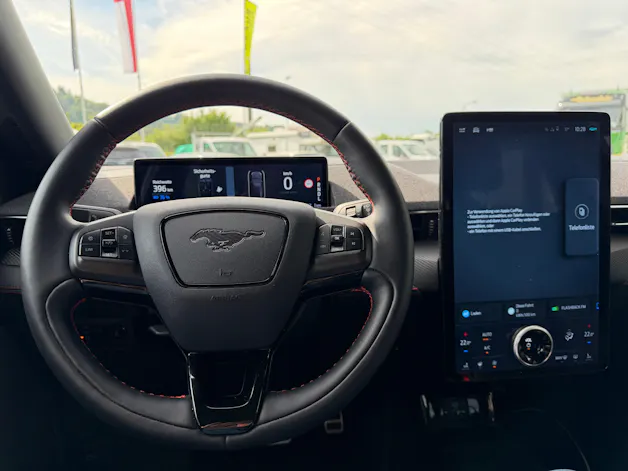 Ford Mustang MACH-E Premium AWD 88 kWh