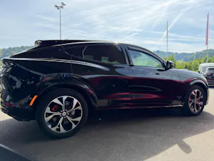 Ford Mustang MACH-E Premium AWD 88 kWh