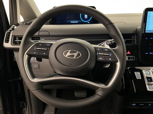 Hyundai Staria Wagon 1.6 GDi HEV Amplia