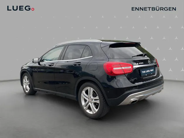 Mercedes-Benz GLA 250 Urban 4Matic 7G-DCT