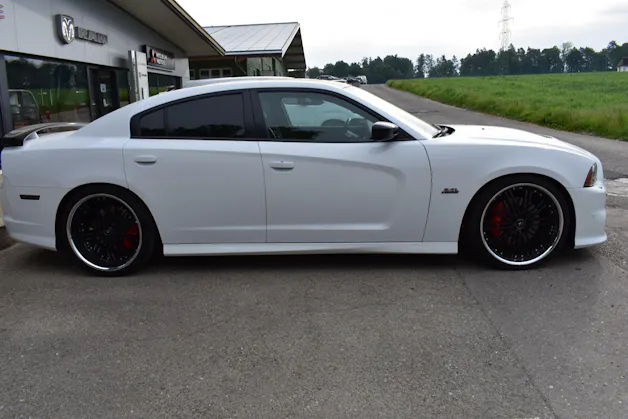 Dodge Charger SRT 8