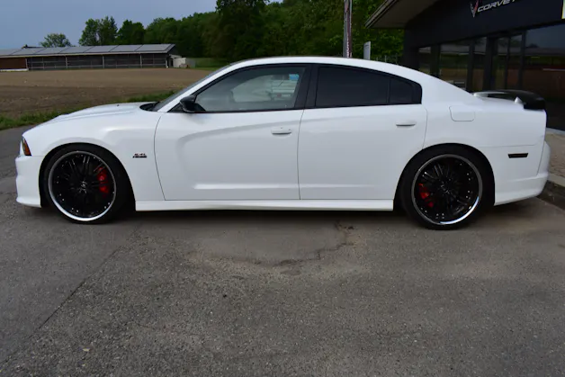 Dodge Charger SRT 8