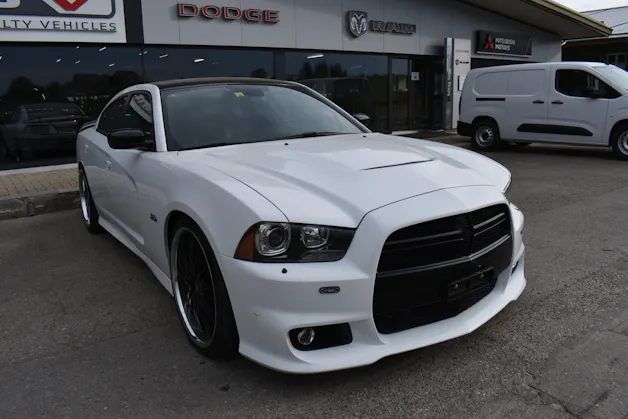 Dodge Charger SRT 8