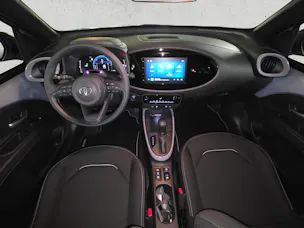 Toyota Aygo X 1.5 VVT-i HSD Trend