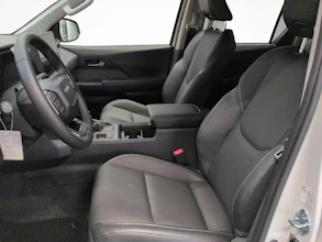 https://vehicle.imgix.net/4302472/b2fee1c0-6259-4eae-864b-d583181ac919.jpg