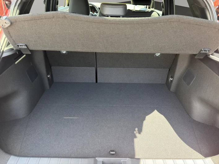 Fahrzeugbild LEXUS LBX