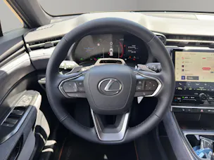 Lexus LBX 1.5 Hybrid Cool AWD
