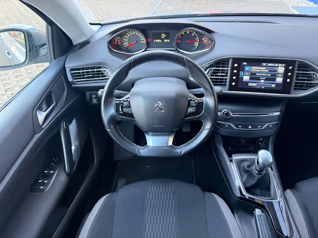 Peugeot 308 1.6 BlueHDi Style