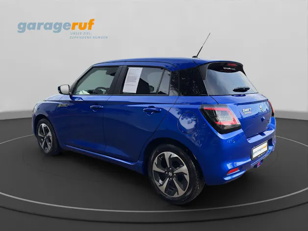 Suzuki Swift 1.2 Sakura Top Hybrid