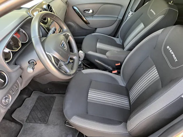 Dacia Sandero 0.9 TCe 90cv Stepway - Automatique