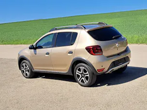Dacia Sandero 0.9 TCe 90cv Stepway - Automatique