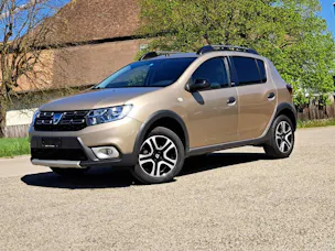 Dacia Sandero 0.9 TCe 90cv Stepway - Automatique