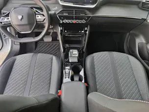Peugeot 208 e-Allure 156c (8 ans de garantie)