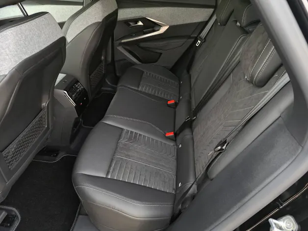 Peugeot 3008 1.6 PHEV GT 195cv (crochet)