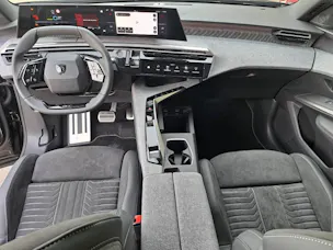 Peugeot 3008 1.6 PHEV GT 195cv (crochet)