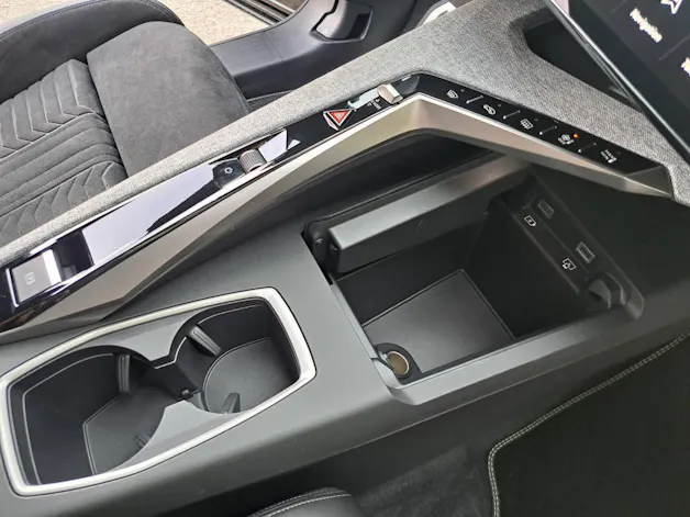 Peugeot 3008 1.6 PHEV GT 195cv (crochet)
