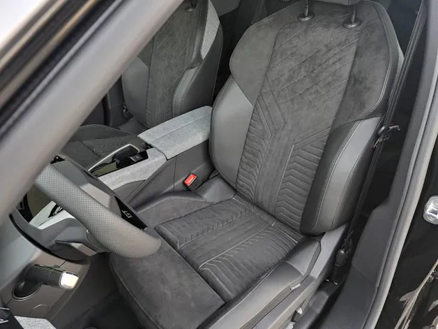 Peugeot 3008 1.6 PHEV GT 195cv (crochet)