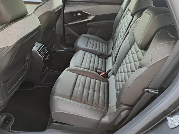 Peugeot 5008 1.6 PHEV 225cv GT Exclusive (crochet)