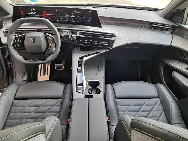 Peugeot 5008 1.6 PHEV 225cv GT Exclusive (crochet)