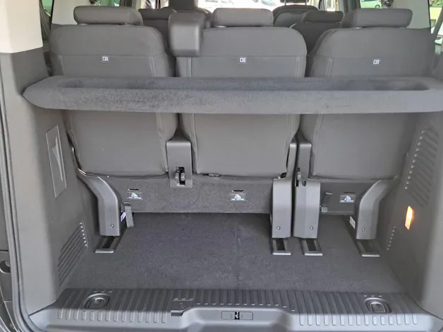 Peugeot Traveller Standard 2.2 BlueHDi 180cv Family Edition