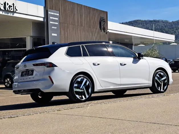 Opel Astra-e Sports Tourer Ultimate 156cv