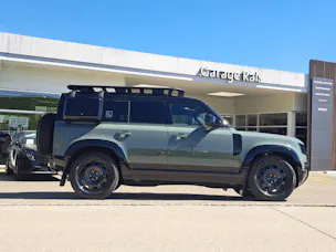 Land Rover Defender 110 3.0 D I6 350cv Trophy Edition Keswick Green