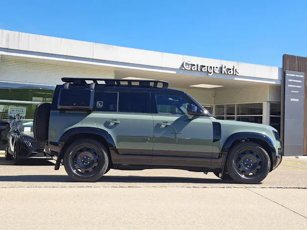 Land Rover Defender 110 3.0 D I6 350cv Trophy Edition Keswick Green
