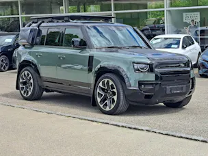 Land Rover Defender 110 3.0 D I6 350cv Trophy Edition Keswick Green
