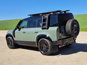 Land Rover Defender 110 3.0 D I6 350cv Trophy Edition Keswick Green